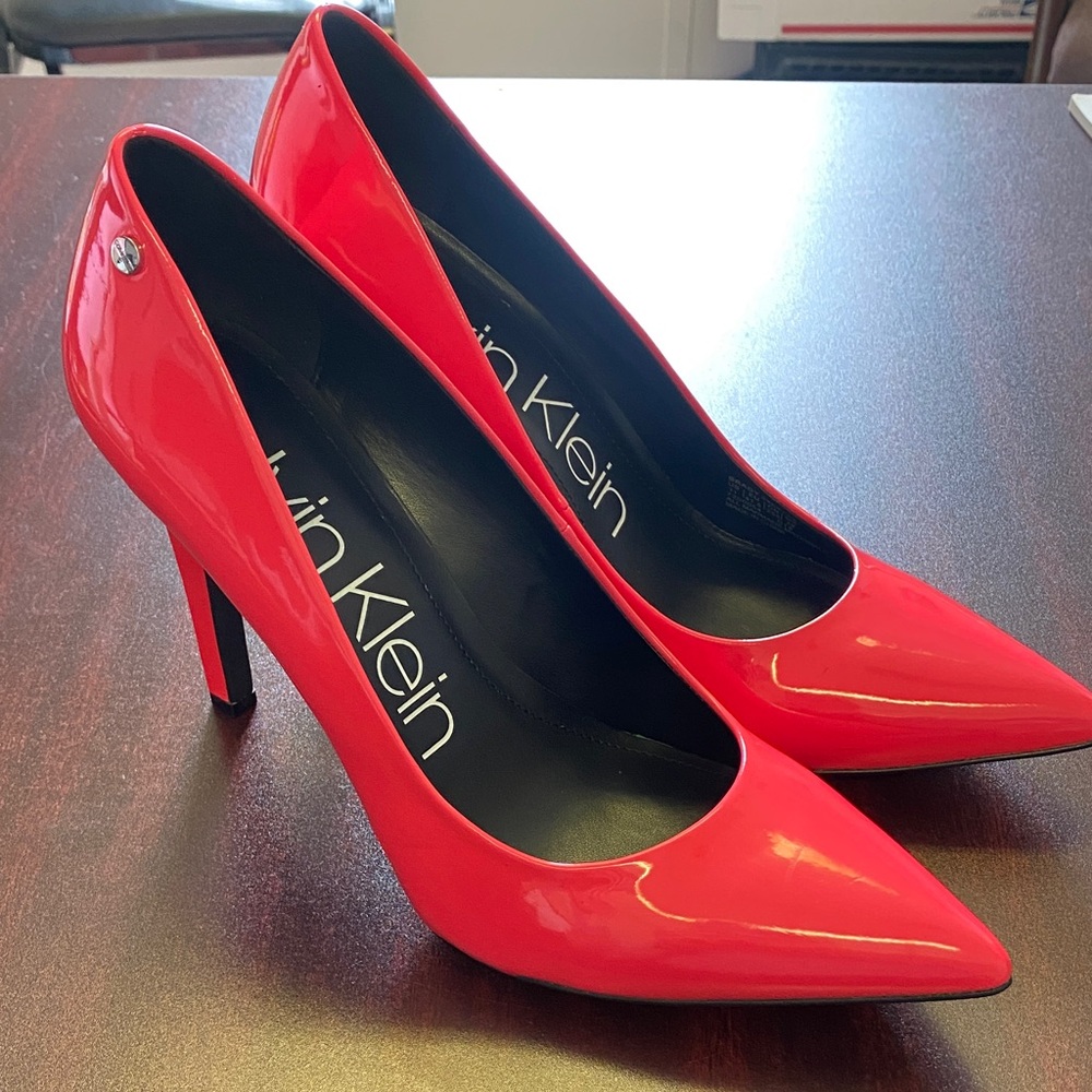 Calvin Klein Brady Pumps in Hot Pink!   **see photos